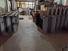 半自动升降路桩
